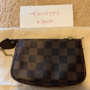 *SOLD ——— BRAND NEW* Louis Vuitton Mini Pochette